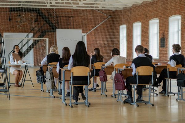 Custom set design for events: creating memorable experiences